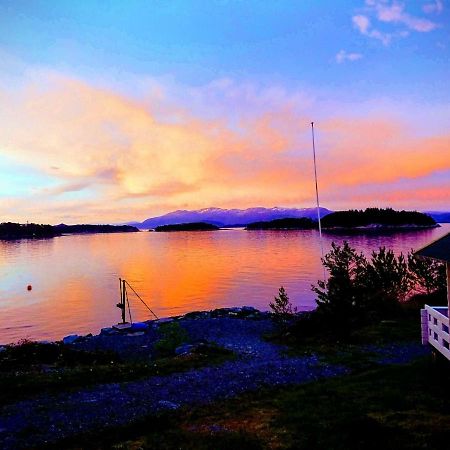 Sponavik Camping Hotel Stord Exterior photo